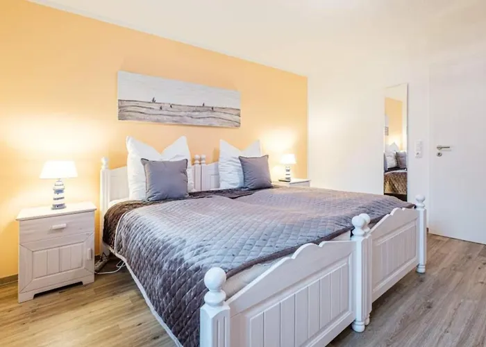 Apartment 2 Seasons, High Five *